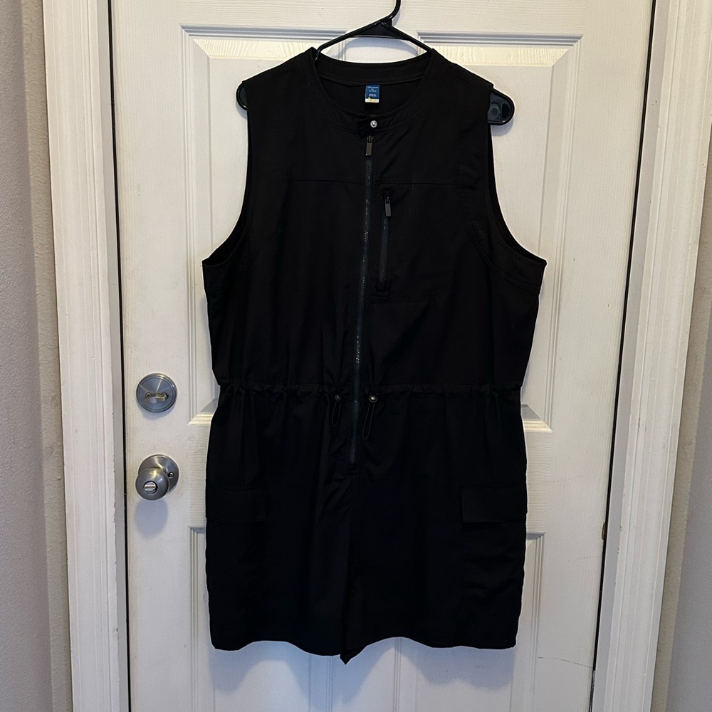 Old Navy Black Athletic Romper Size XL